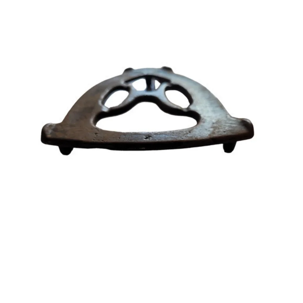 Antique Raised Ironing Iron Trivet Pot stand H Pattern‎ Wall Décor Kitchen 3